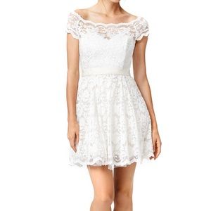 Badgley Mischka white lace dress